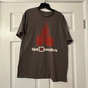 Men's Disney World castle t-shirt, XL